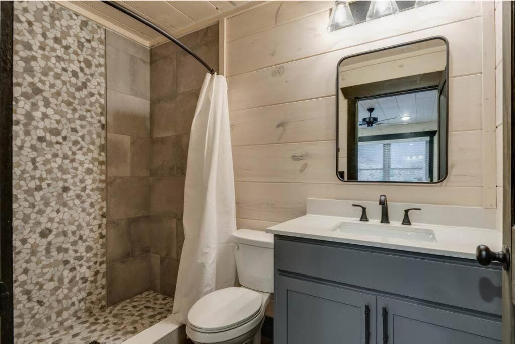 Blue Moon Ridge: Brand New Cabin! 5 Bedrooms, Pool/Hot Tub, Theatre Pigeon Forge Eksteriør billede